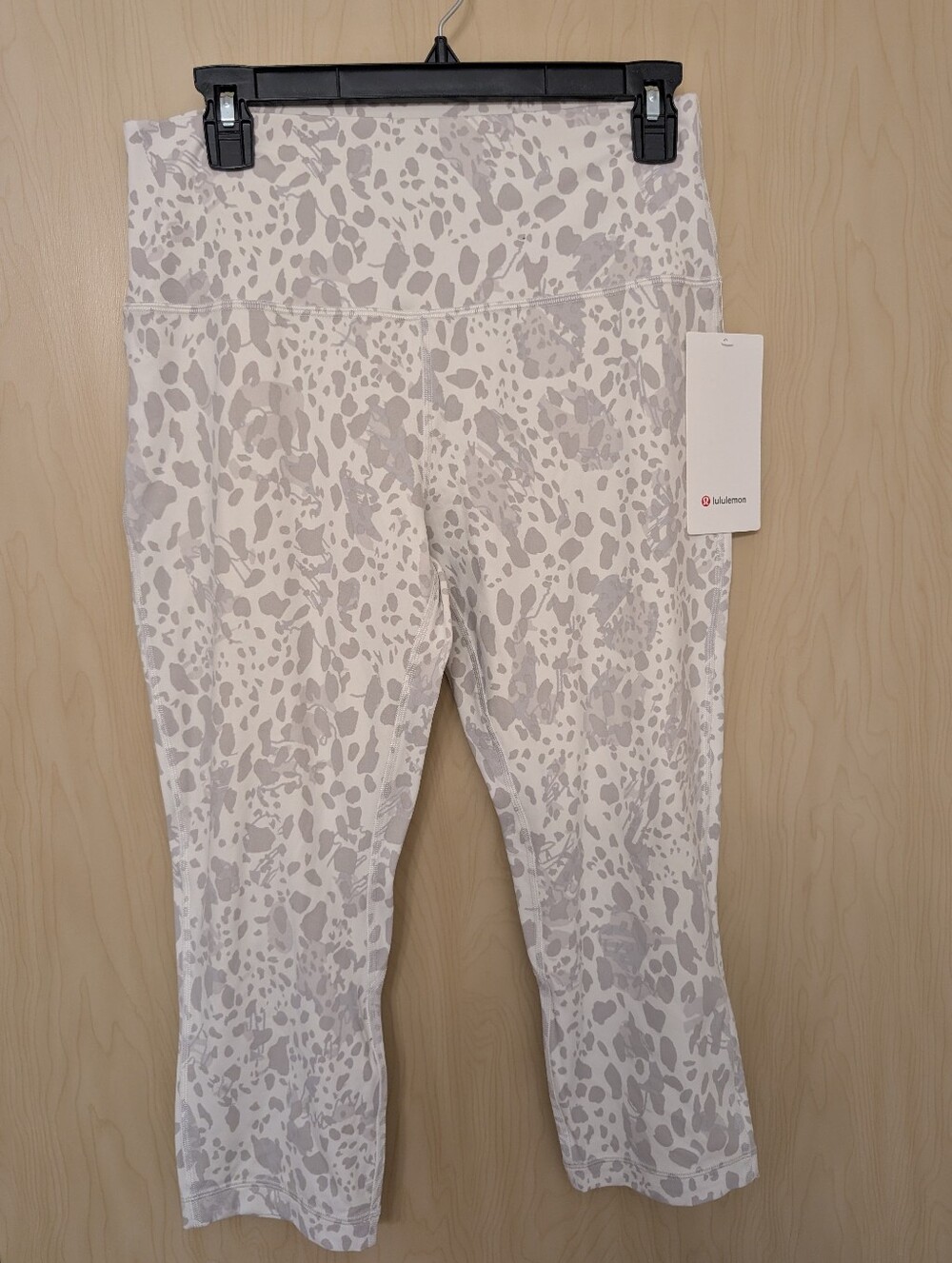 Lululemon Align White & Light Gray Leopard Print Leggings